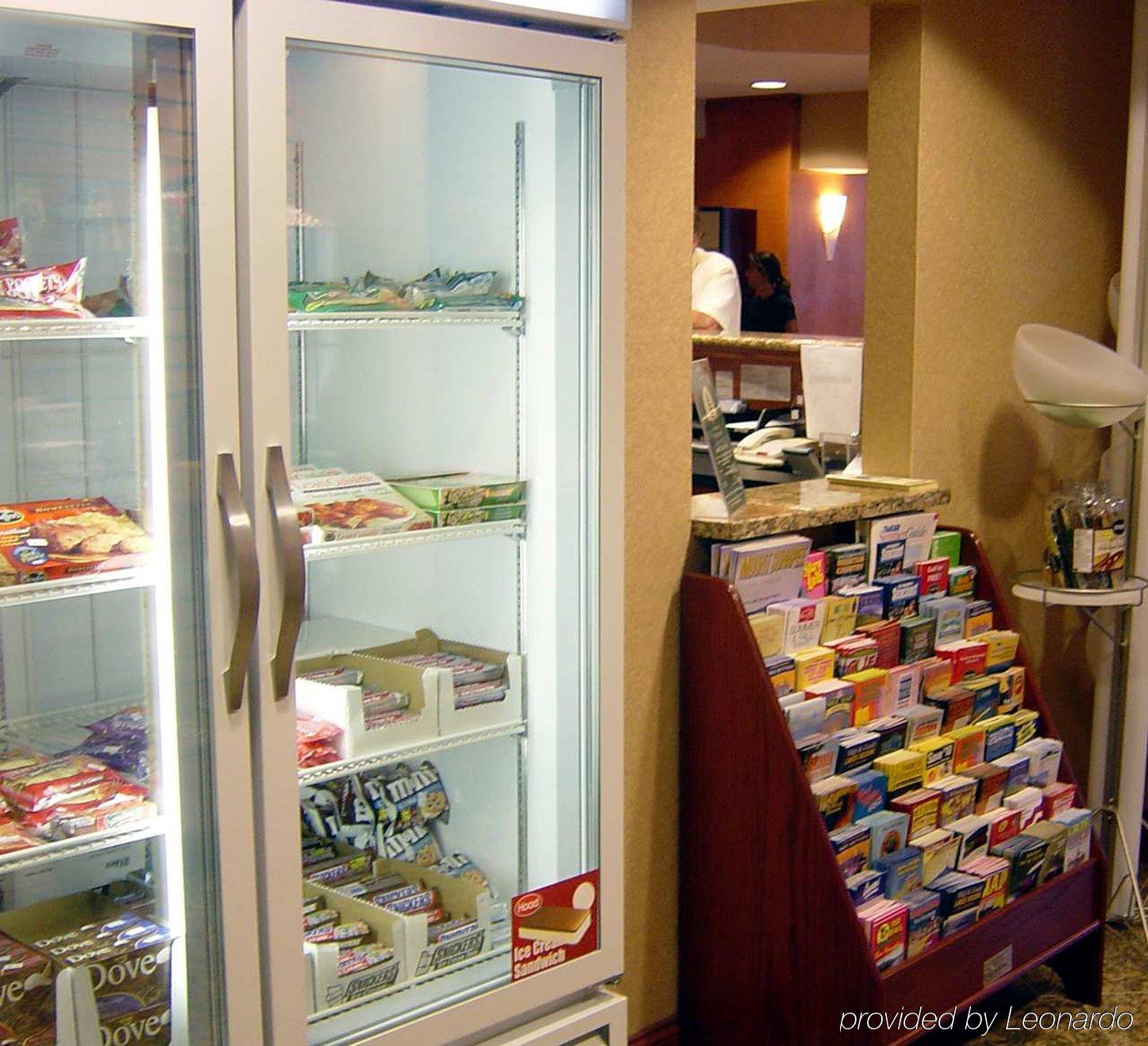 Hampton Inn & Suites By Hilton Manchester Bedford Einrichtungen foto