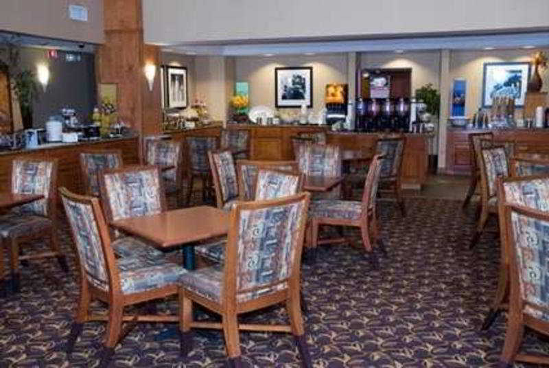 Hampton Inn & Suites By Hilton Manchester Bedford Restaurant foto